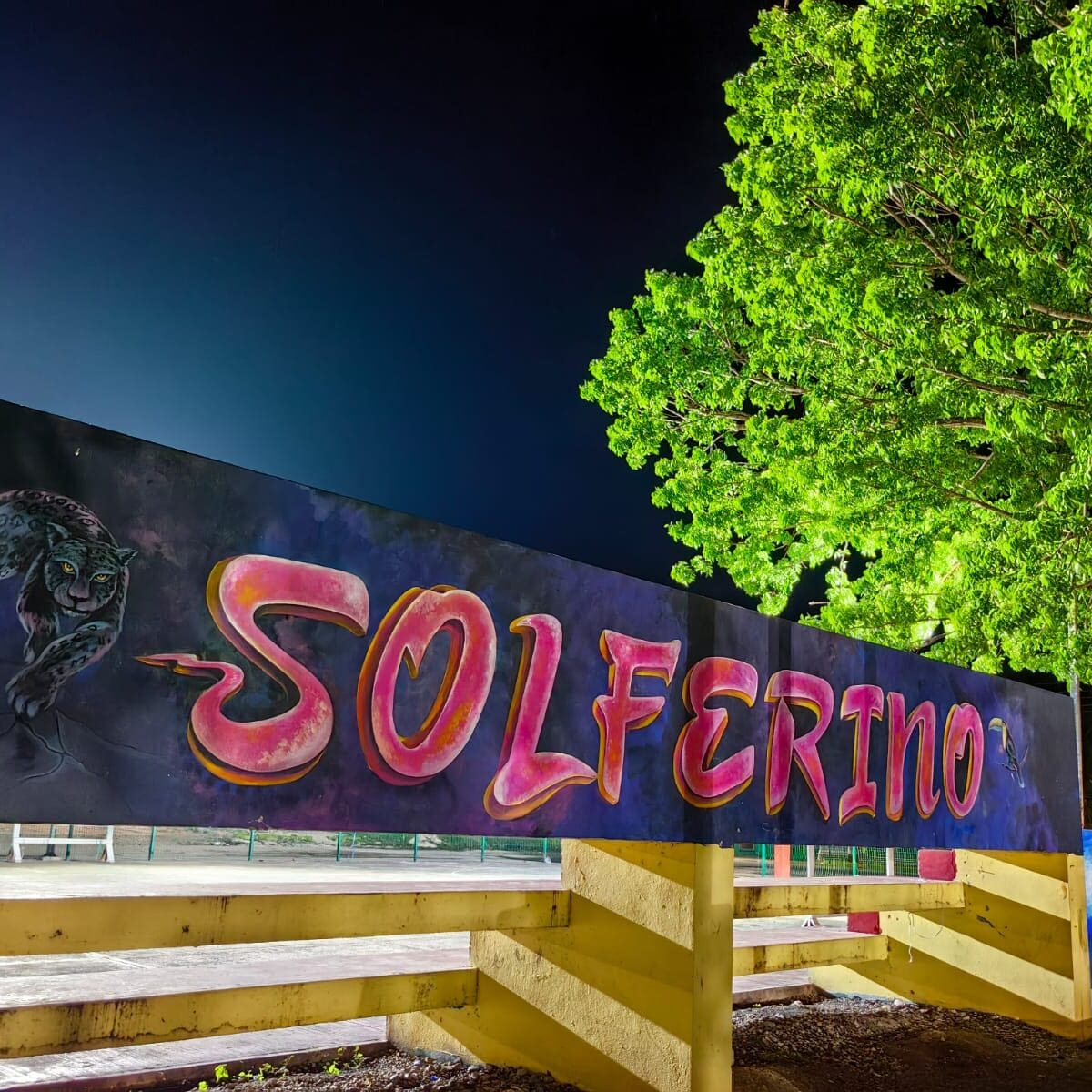 A large sign that says solferino on it.